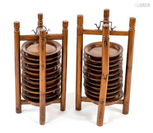 Two carrying racks with 11 bamboo p