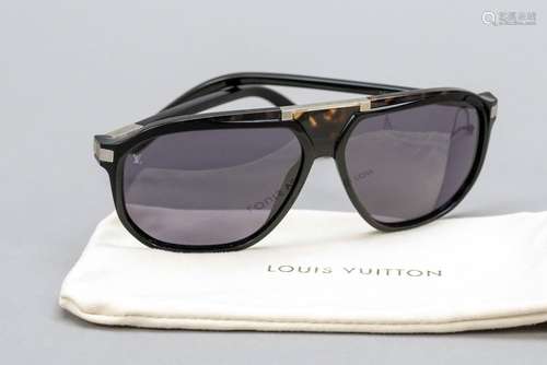 Louis Vuitton, sunglasses, narrow b