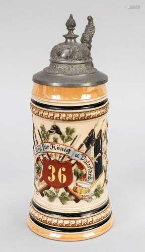 Patriotic beer mug with pewter lid