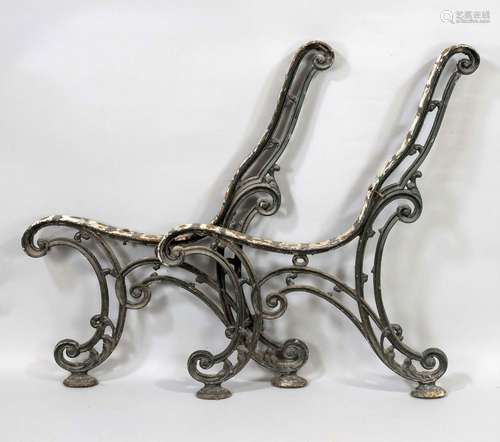 Garden bench frame, 19th/20th cent