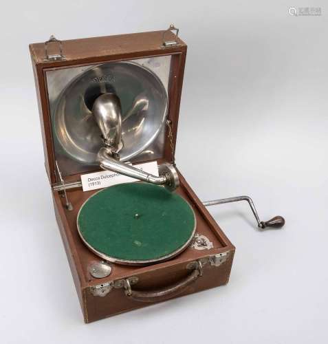 Portable gramophone, early 20th c.