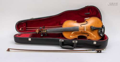 Violin in case with 2 bows, France