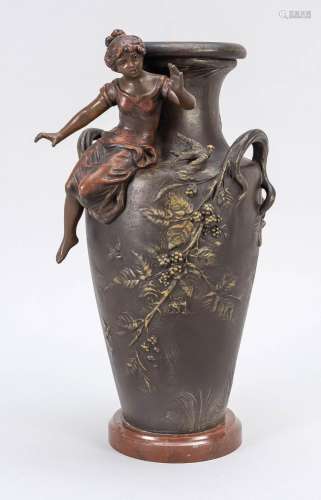 Art Nouveau showpiece vase, c. 190