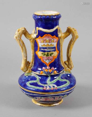 Henkelvase Fayence