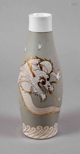 Fraureuth Vase mit Drachenmotiv