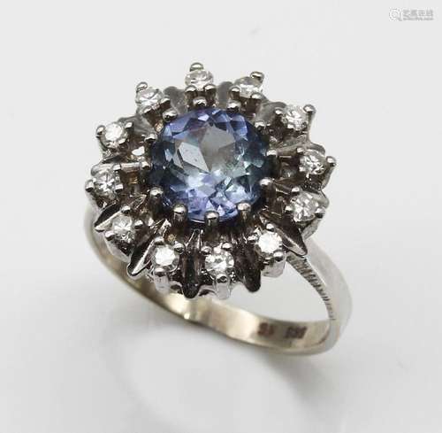 14 kt gold tanzanite-diamond-ring