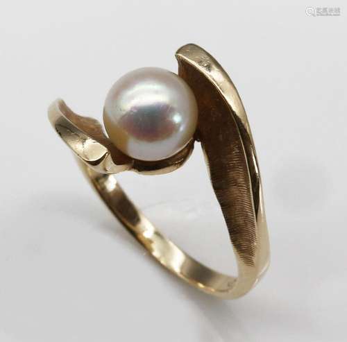 14 kt gold cultured pearl-ring