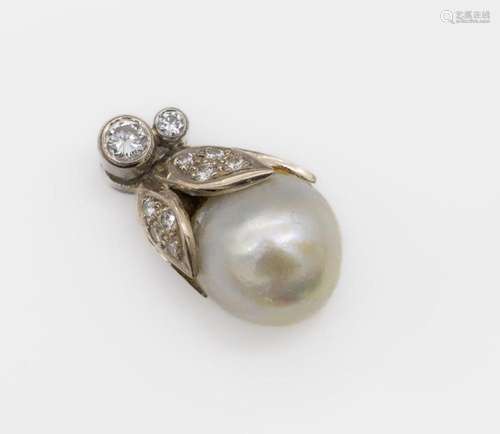 14 kt gold pearl-brilliant-pendant