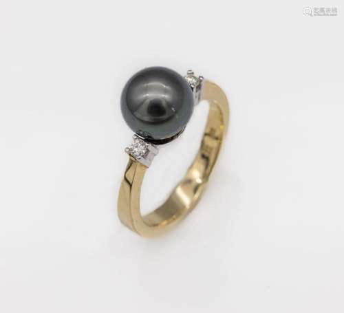 14 kt gold pearl-brilliant-ring