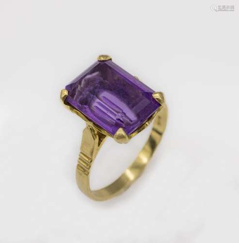 18 kt gold amethyst-ring