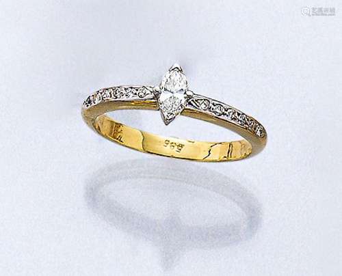 14 kt gold ring with diamonds