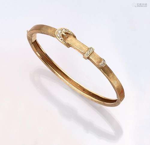 14 kt gold diamond-bangle