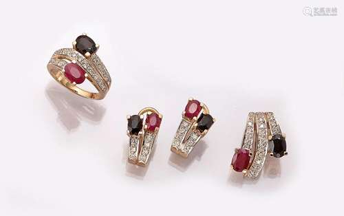 14 kt gold sapphire-ruby-diamond-jewelry set