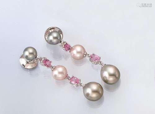 Pair of 18 kt gold earrings with cultured pearls and pinksap...