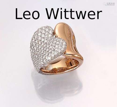 18 kt gold LEO WITTWER ring  double heart  with brilliants