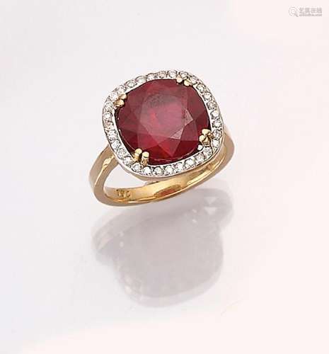 18 kt gold ring with ruby and brilliants