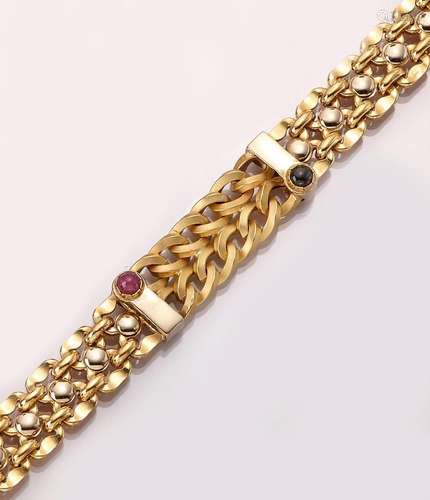 Unusual 18 kt gold bracelet