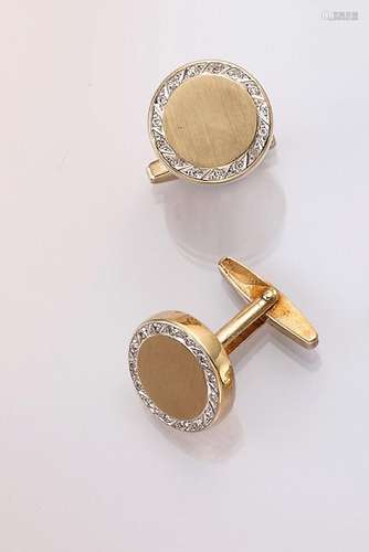 Pair of 14 kt gold diamond-cufflinks