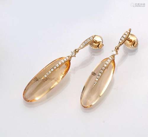 Pair of 18 kt gold earrings with citrines and brilliants