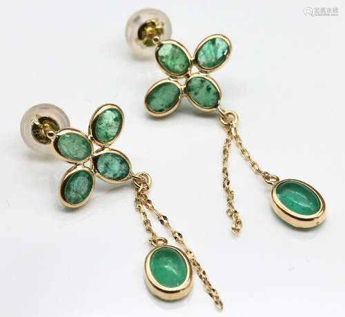 Pair of 18 kt gold emerald-earrings