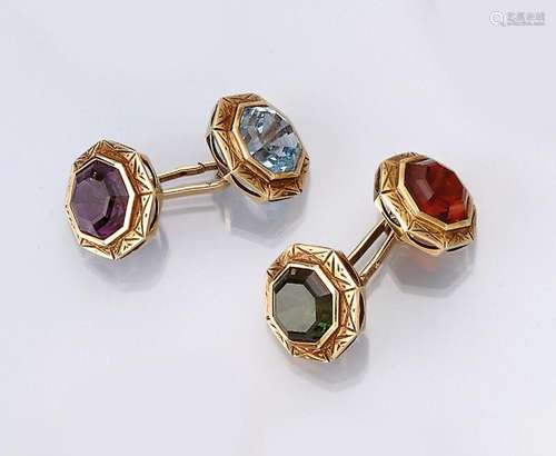 Pair of 14 kt gold cuff links with coloured stones