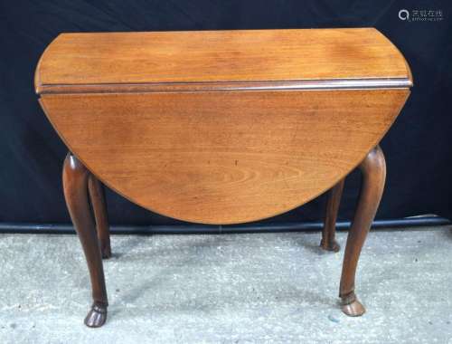 An 18th Century one drawer drop leaf table with horse hoof f...