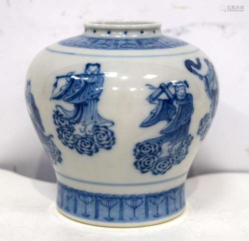 A small Chinese porcelain blue and white vase decorated with...