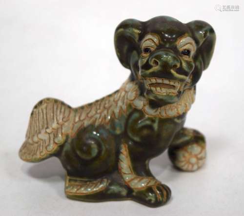 A small Chinese porcelain Foo Dog 10 cm.