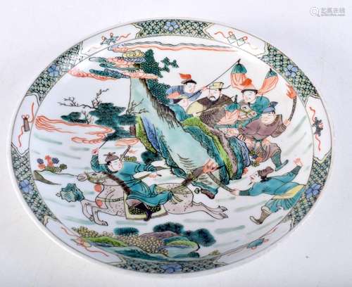 A Chinese porcelain Famille Verte dish decorated with figure...