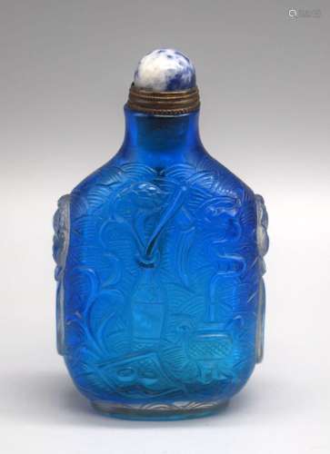 A Chinese Peking glass snuff bottle with ceramic top 7.5 x 4...