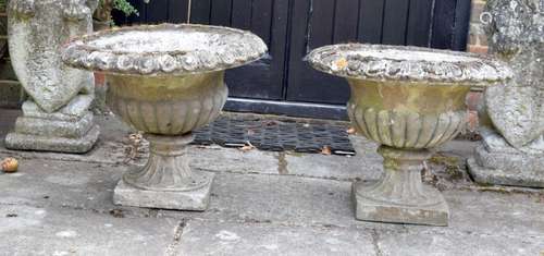 A PAIR OF COUNTRY HOUSE CAMPAGNA TYPE GARDEN STONE PEDESTAL ...