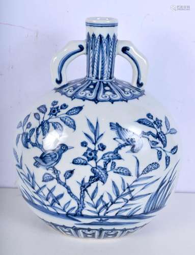 A Chinese Porcelain blue and white Moon flask decorated with...