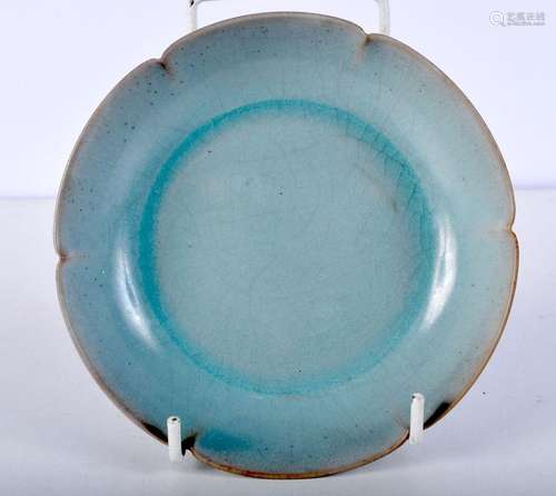 A small Ru Ware petal shaped dish 14 cm.