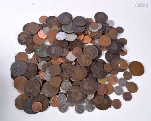 A Collection of coins. (Qty).