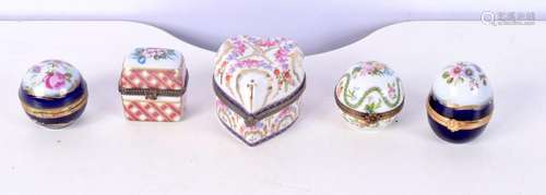 A collection of porcelain Limoges scent pots 4.5 x 5 cm. (5)