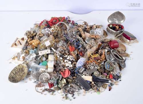 A large collection of costume jewellery (Qty).