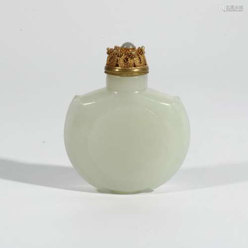 jade snuff bottle