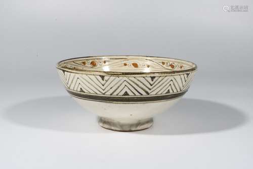 Cizhou kiln boy lotus pattern bowl