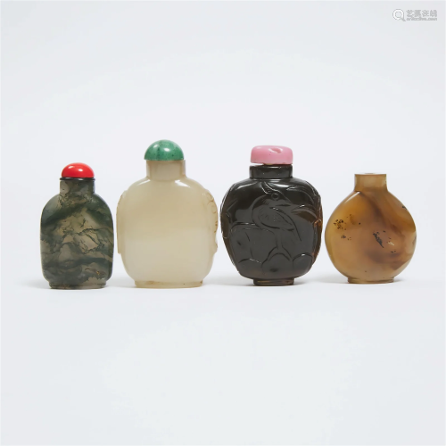 A Group of Four Agate Snuff Bottles, Qing Dynasty, 19th Cen