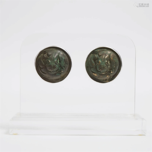 A Pair of Bronze Circular Mat Weights, Han Dynasty, 汉 铜虎镇...