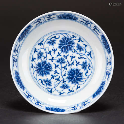 A CHINESE BLUE AND WHITE 'LOTUS' DISH, GUANGXU MARK