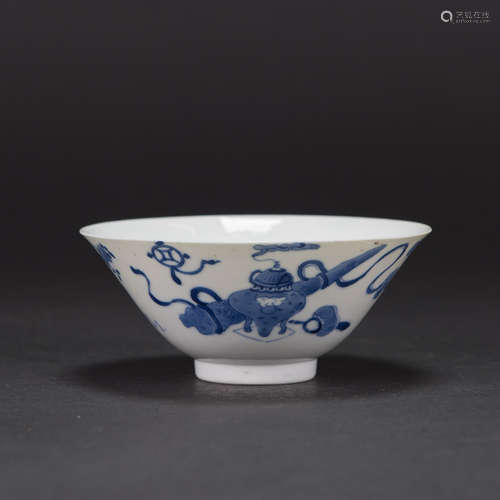 A CHINESE BLUE AND WHITE BOWL