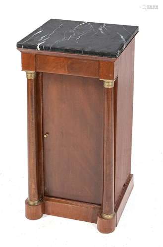 Biedermeier-style side cabinet, 20t