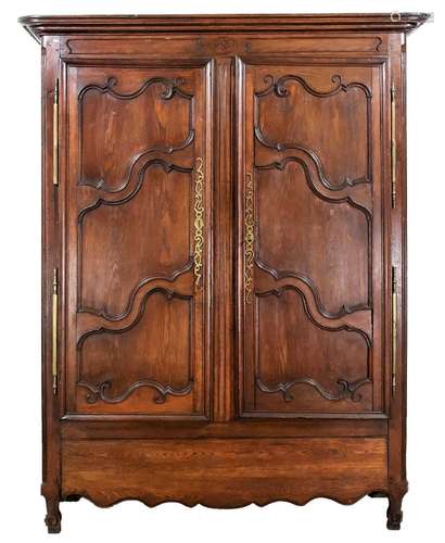 Cupboard, France 18th c. Solid oak,