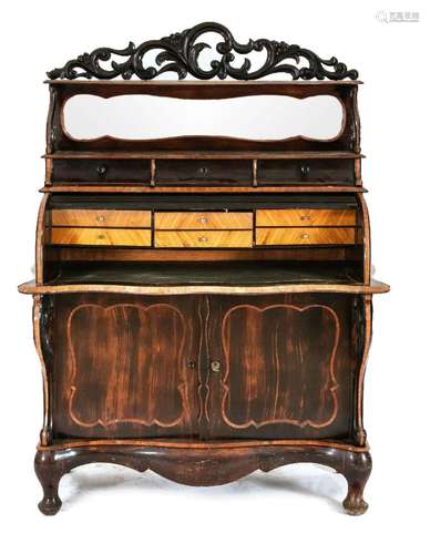 Ladies' rollbureau, Holland circa 1