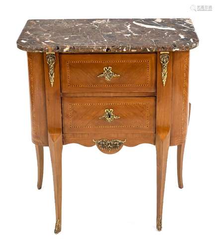 Small French chest of drawers, earl