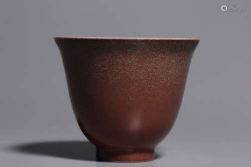 Cowpea red glaze cup