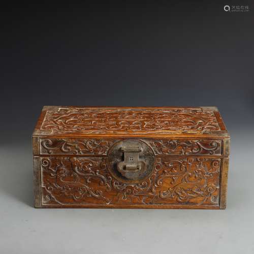 Huanghuali tangled branch flower pattern lid box