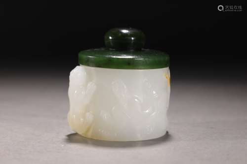 Hetian jade wrench box with dragon pattern