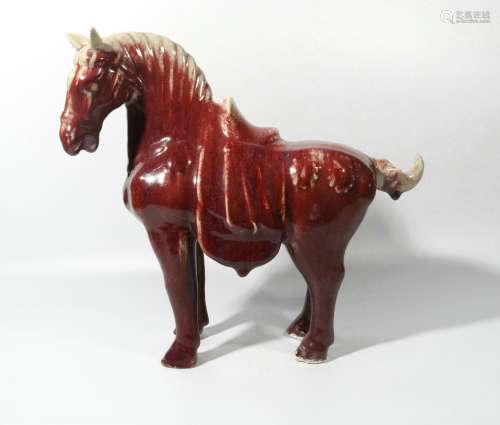 Kiln-turned-glazed horse